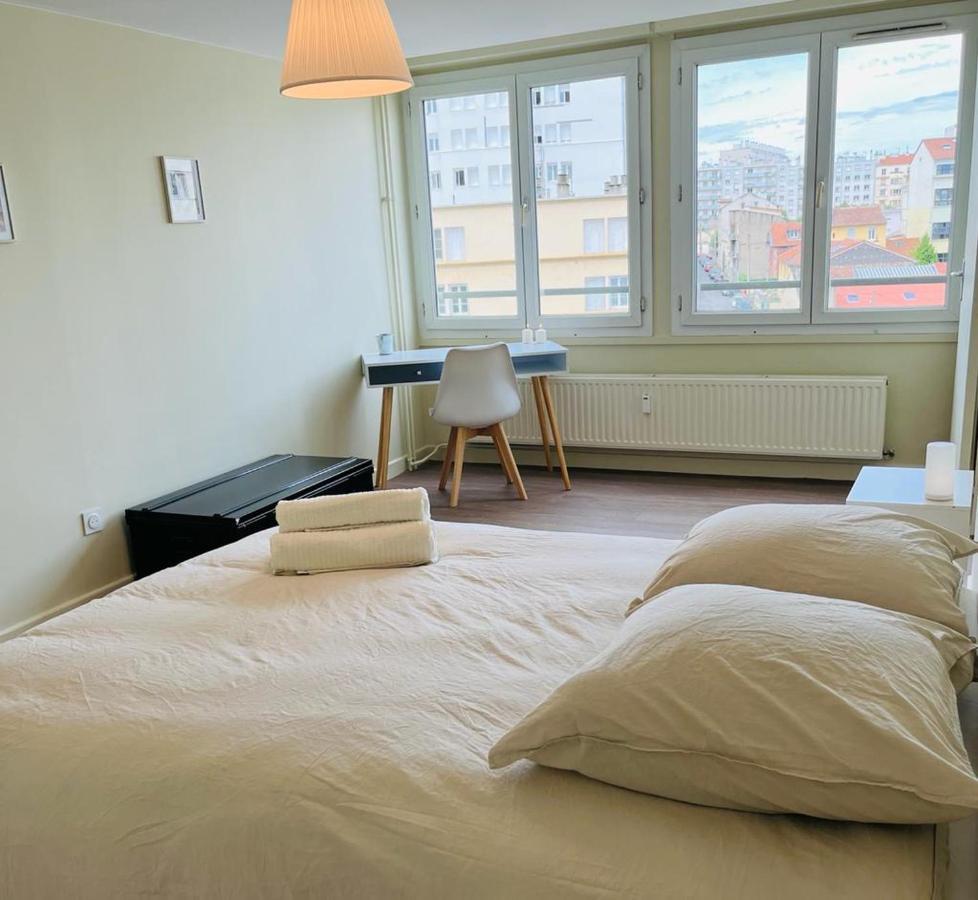 Espace 500 - Cosy, Wifi & Vue Sur La Ville Saint-Etienne  Luaran gambar