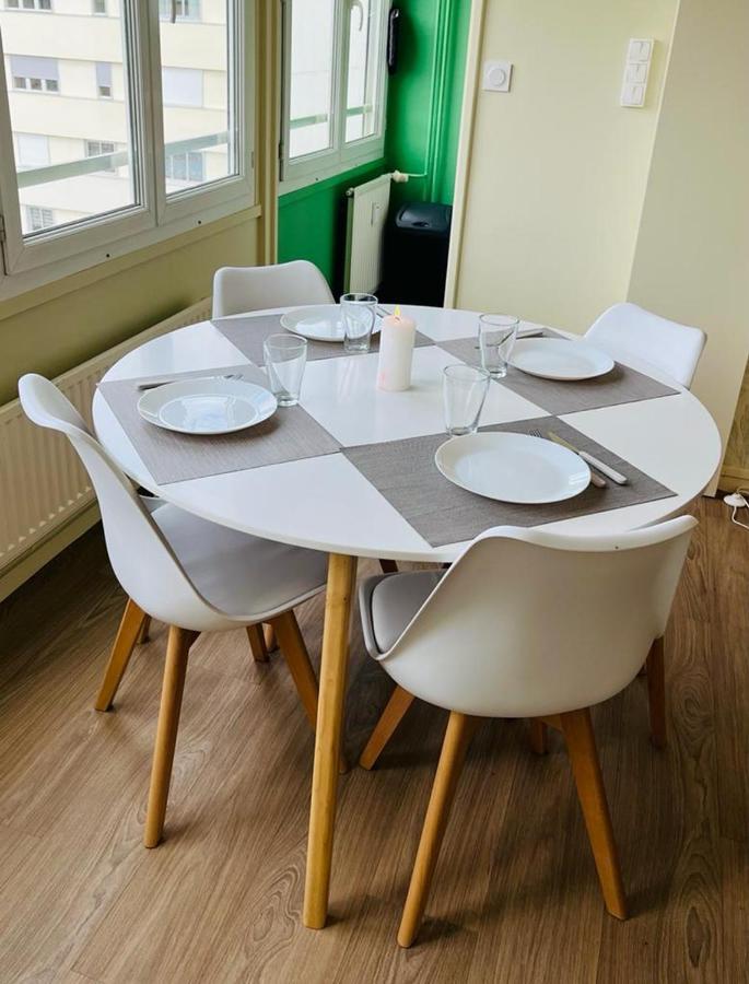 Espace 500 - Cosy, Wifi & Vue Sur La Ville Saint-Etienne  Luaran gambar