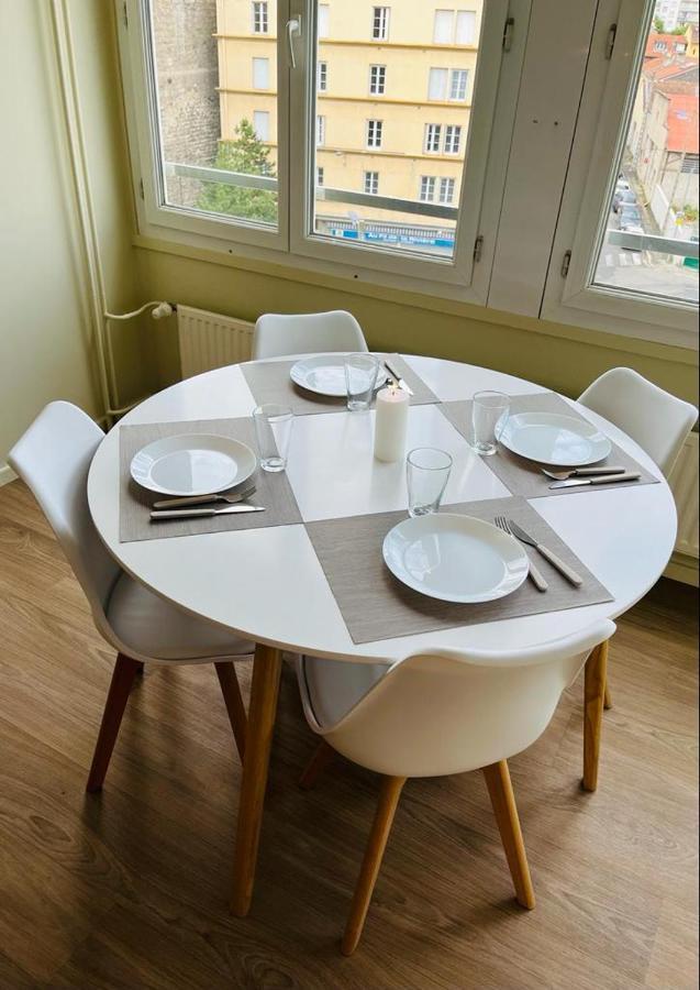 Espace 500 - Cosy, Wifi & Vue Sur La Ville Saint-Etienne  Luaran gambar